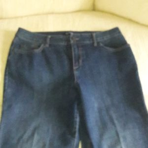 Bandolino jeans 12 short